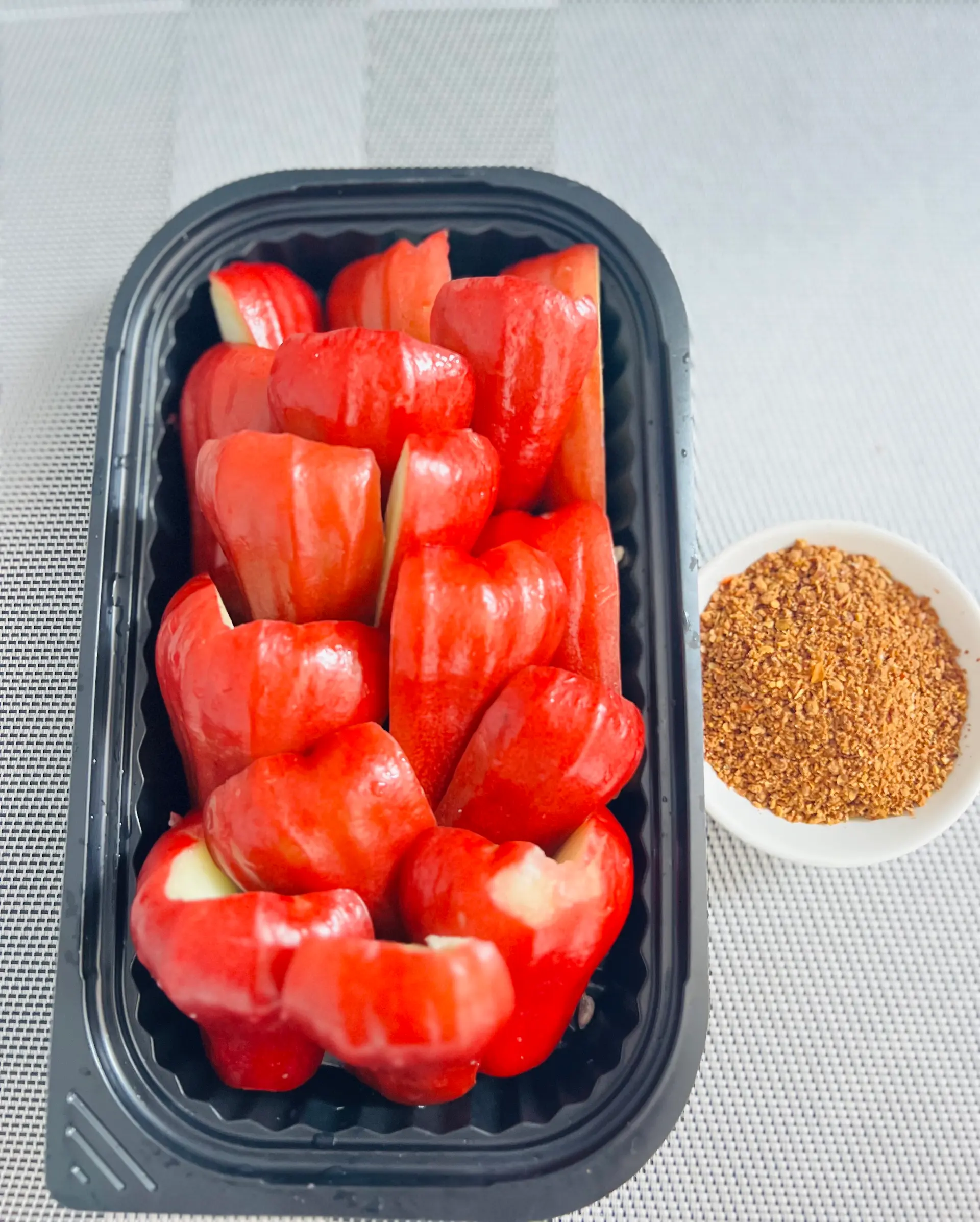 Hình ảnh Mận An Phước ngọt, cắt sẵn 350g