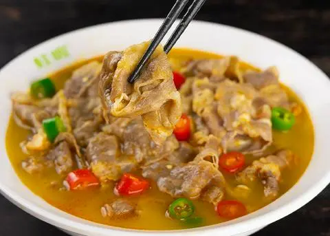 Hình ảnh 酸汤肥牛 Dưa Cải Bò Chua