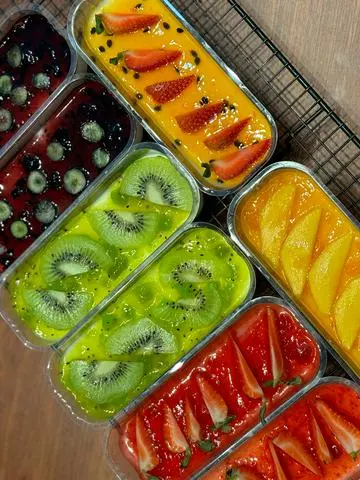Hình ảnh Panna cotta vị trái cây tươi