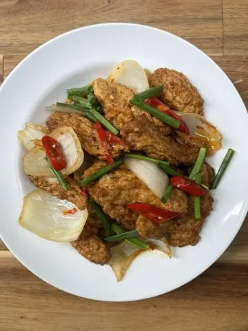 Hình ảnh Chả cá xào hành 