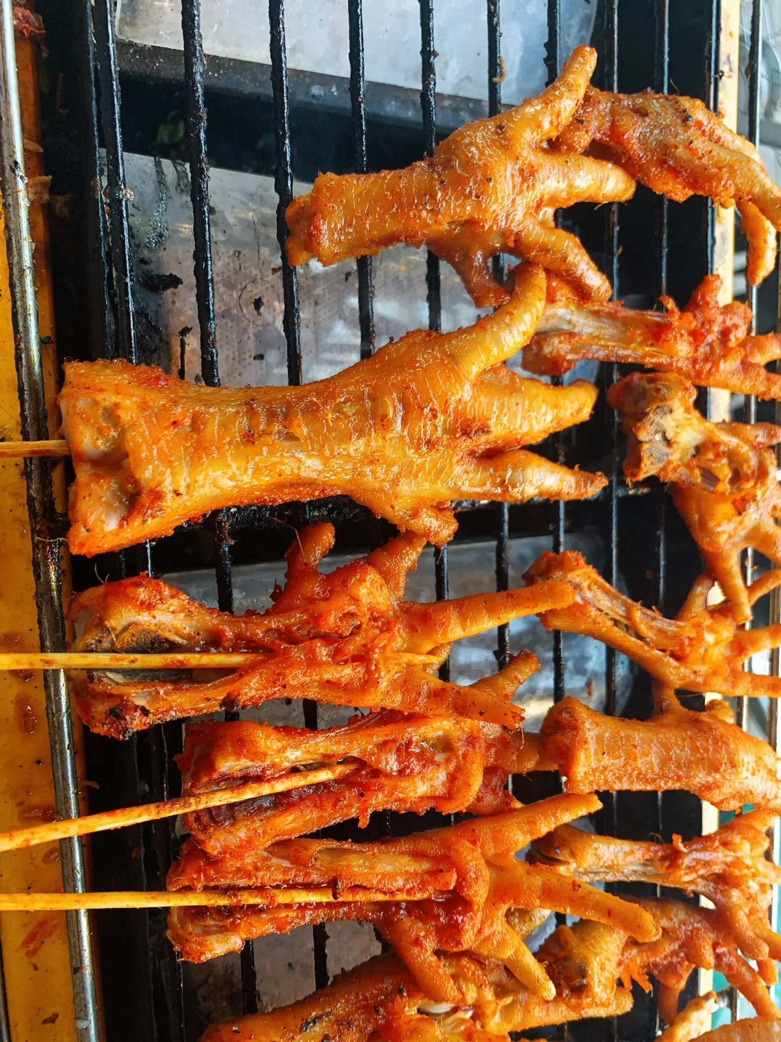 Hình ảnh 1 chân gà nướng 