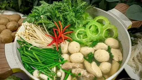Hình ảnh Lẩu cá thác lác khổ qua