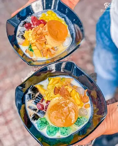 Hình ảnh CHÈ THÁI + BÁNH FLAN