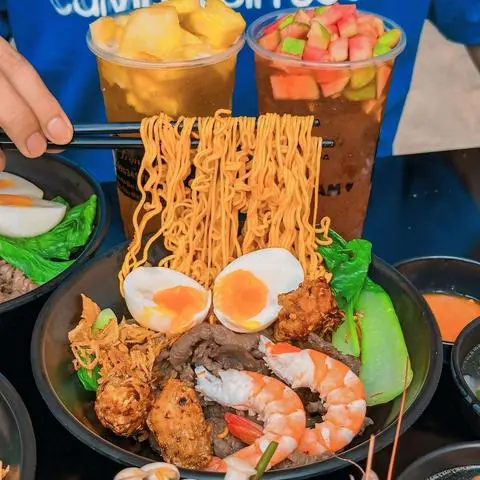 Hình ảnh MÌ TRỘN TRỨNG LÒNG ĐÀO + BÒ VIÊN + TÔM