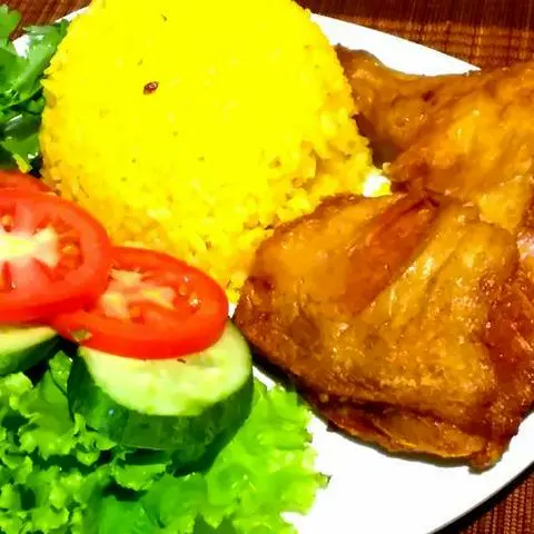 Hình ảnh Cơm đùi góc tư nhỏ