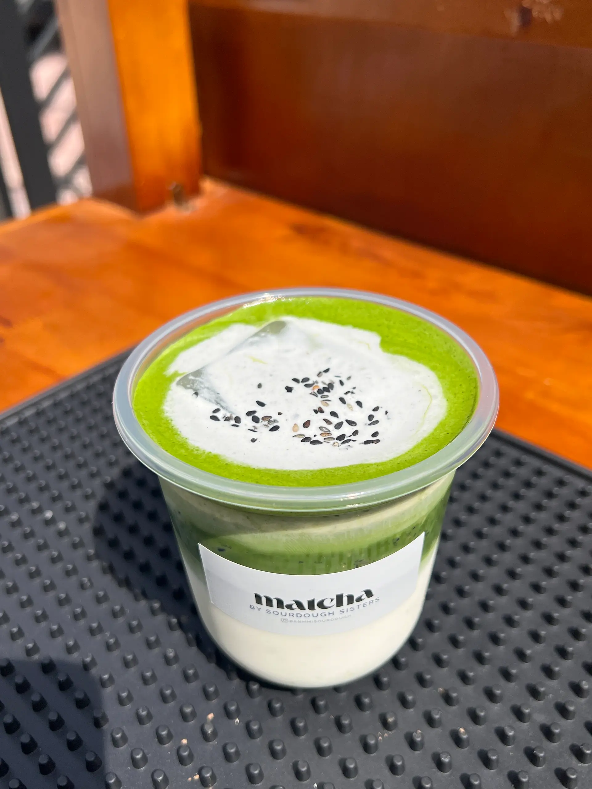 Hình ảnh Black sesame cream matcha latte