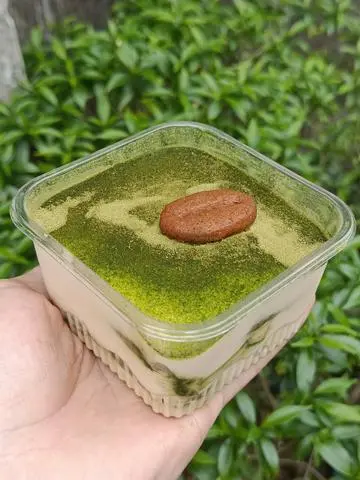 Hình ảnh tiramisu vị matcha 