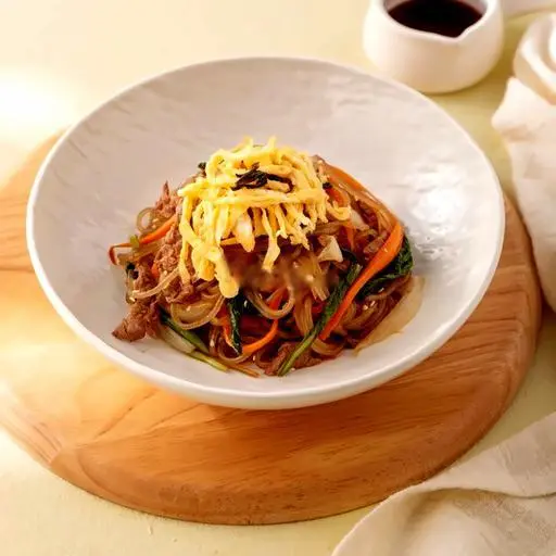 Hình ảnh Miến trộn Hàn Quốc