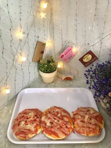 Hình ảnh Pizza Xúc Xích 