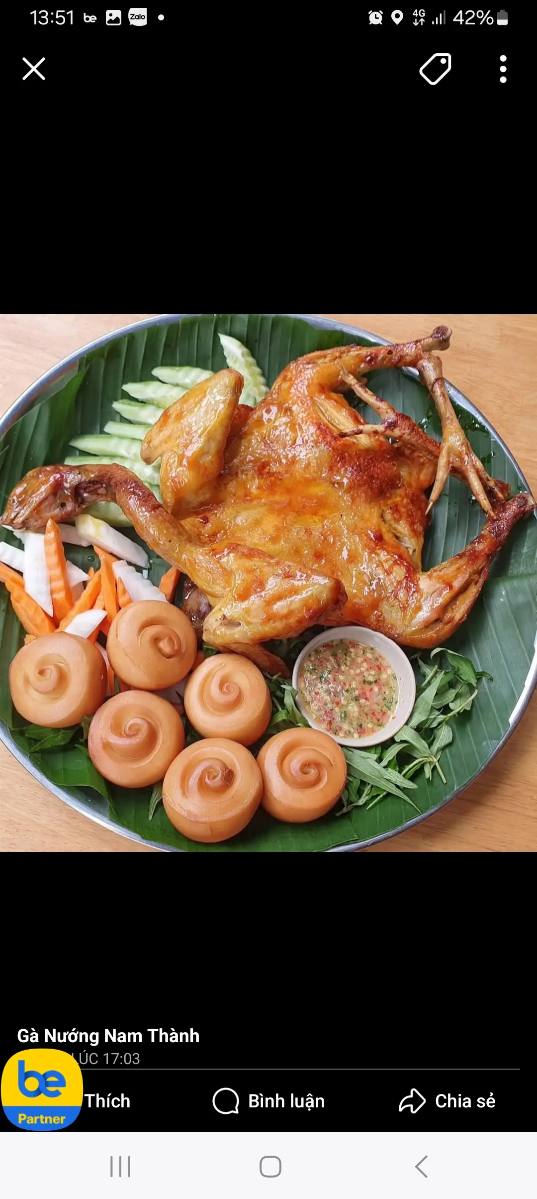 Hình ảnh Combo gà quay mắm nhĩ - cơm lam_ bánh bao