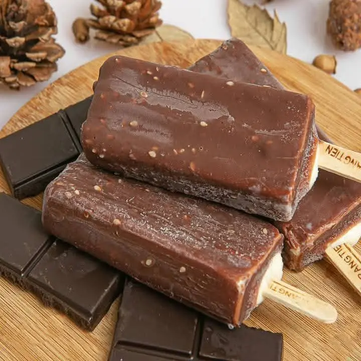 Hình ảnh Kem dẻo Tràng Tiền vị vani phủ socola ( 1 cây )