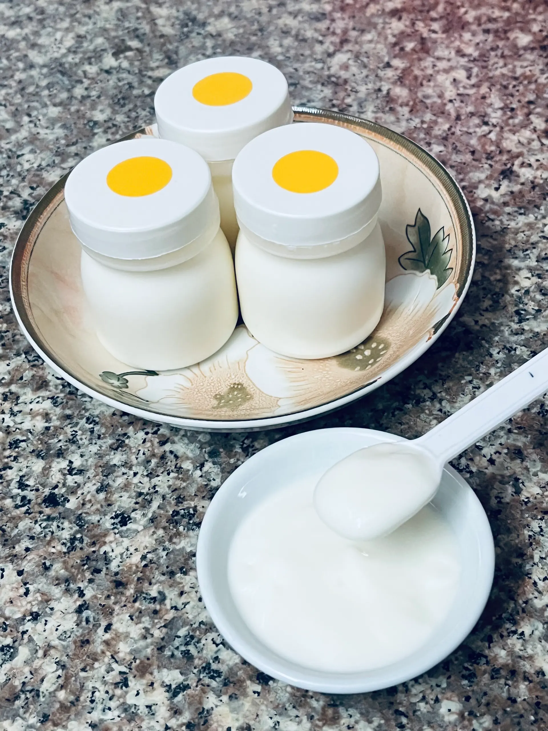 Hình ảnh Sữa chua dẻo vị phô mai - hũ 80ml