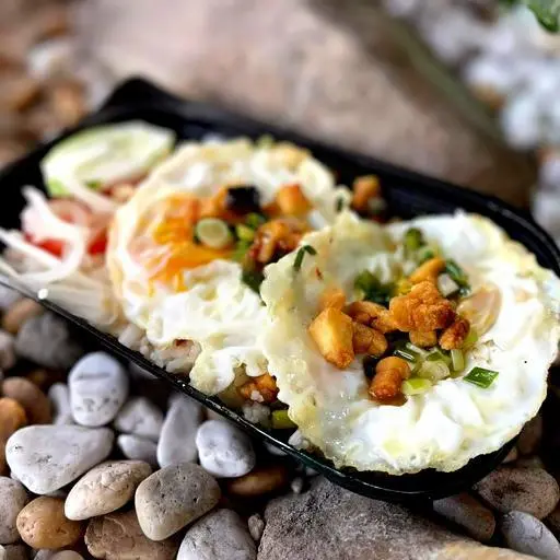 Hình ảnh Cơm tấm trứng ốp la