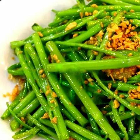 Hình ảnh Rau muống xào bơ tỏi