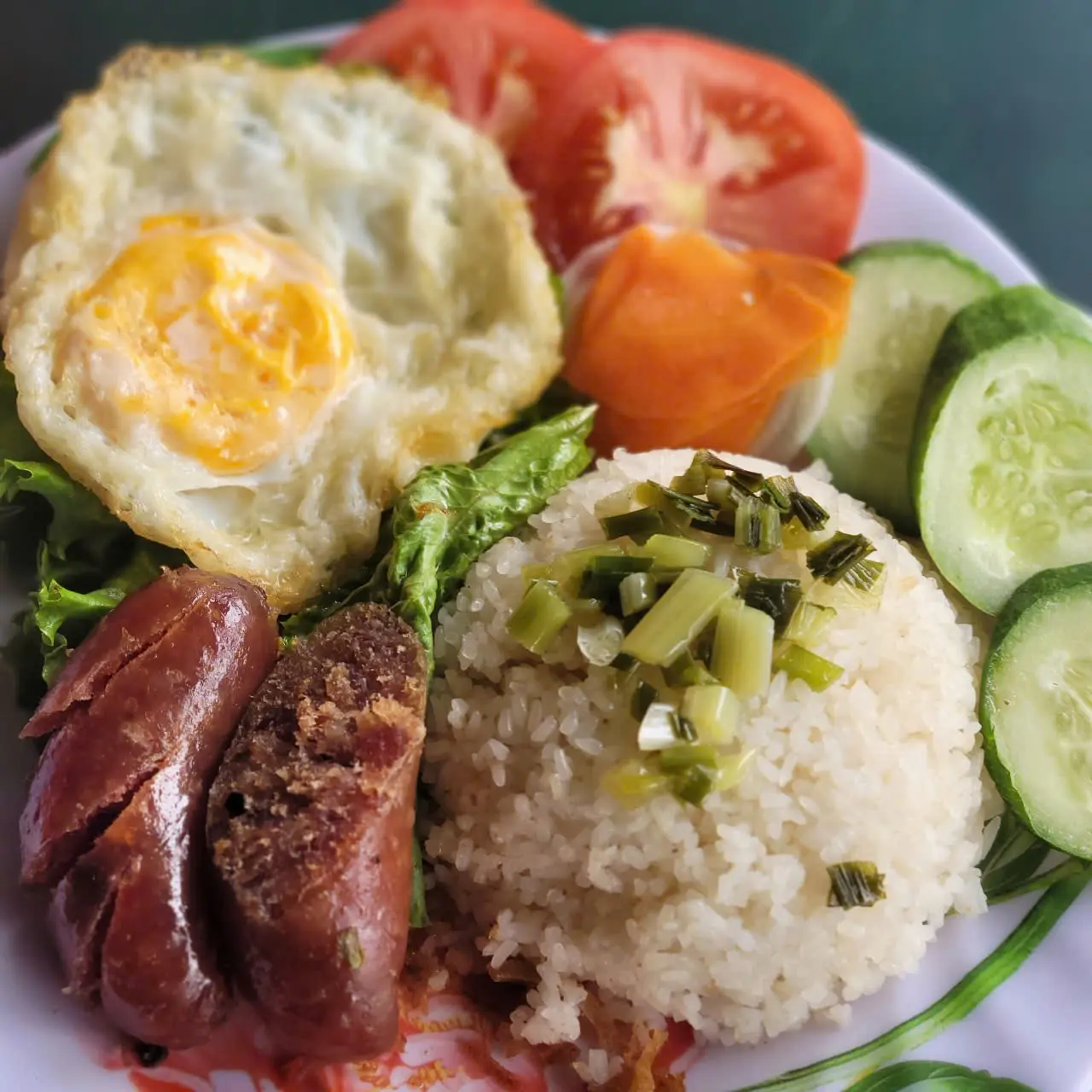 Hình ảnh cơm tấm lạp xưởng - ốp la 