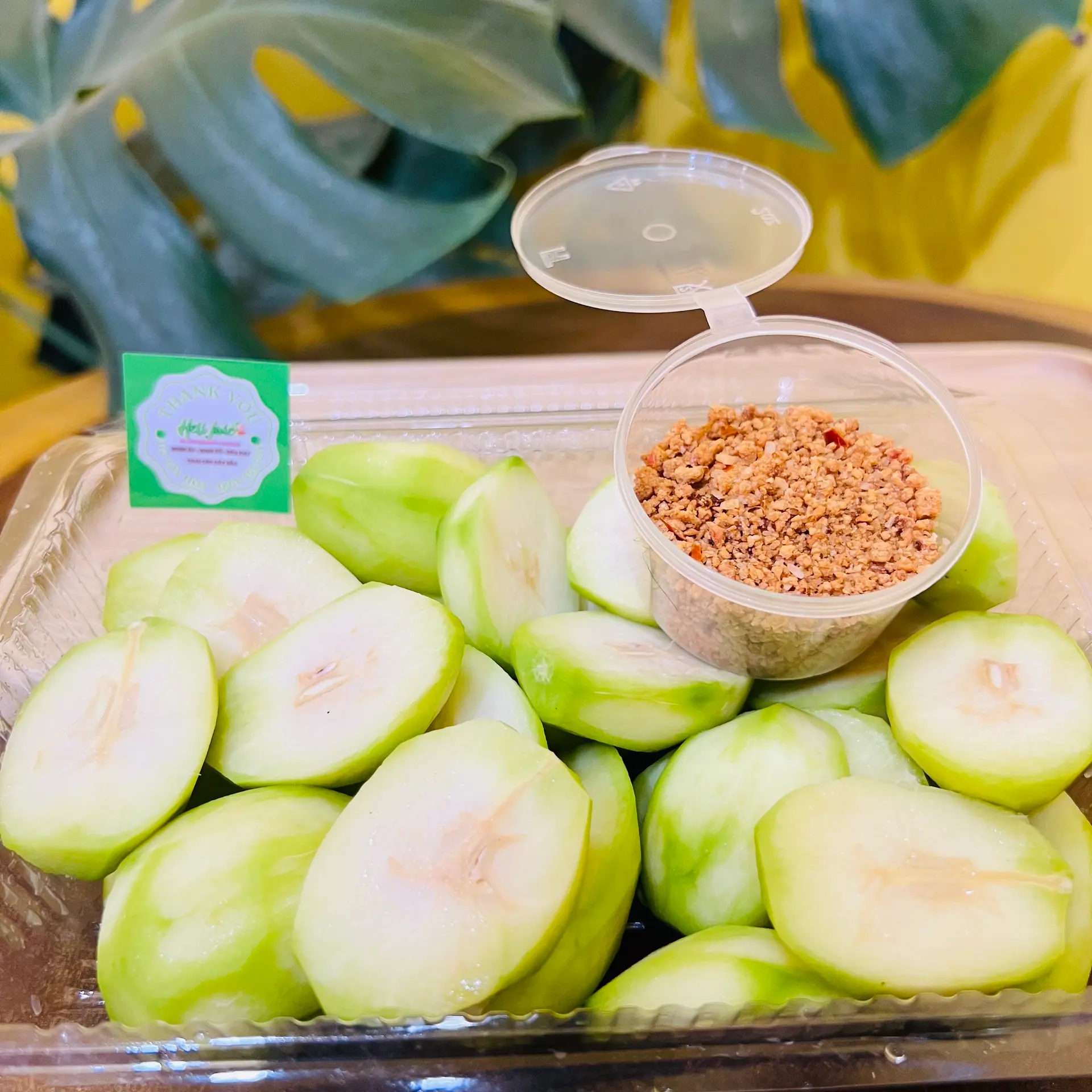 Hình ảnh Cóc non (kèm muối hoặc mắm ruốc)