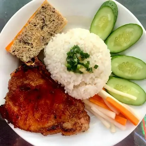 Hình ảnh Cơm sườn chả