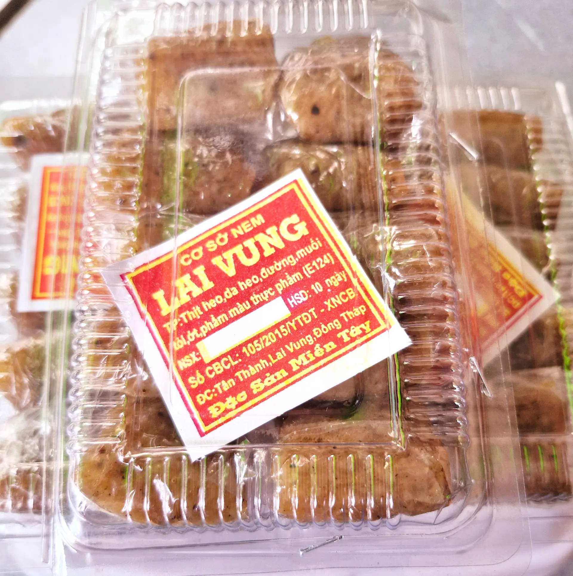 Hình ảnh Nem bì lai vung
