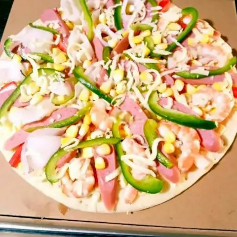 Hình ảnh Combo hải sản pizza size lớn 30cm kèm 1 pespi