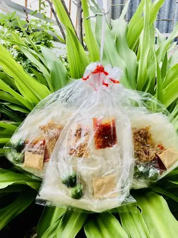 Hình ảnh Bánh Tráng Ớt Hành 