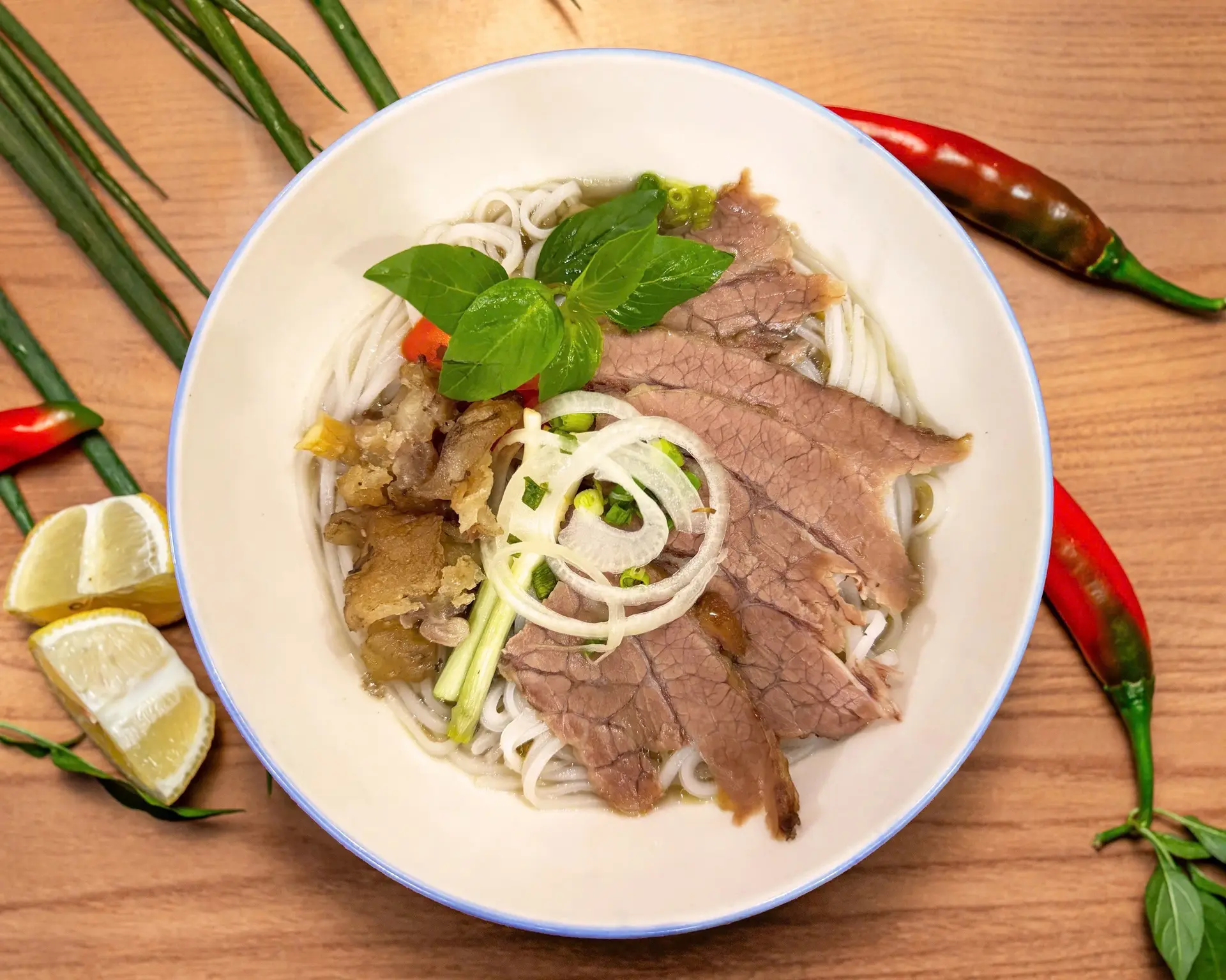 Hình ảnh Phở nạm gân bò viên