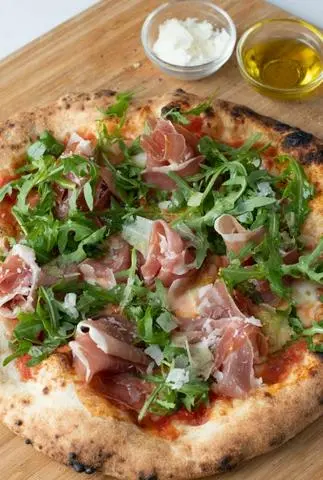 Hình ảnh Parma ham rocket pizza