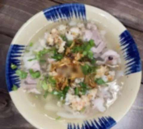 Hình ảnh Bánh canh tôm giã tay thịt xắt