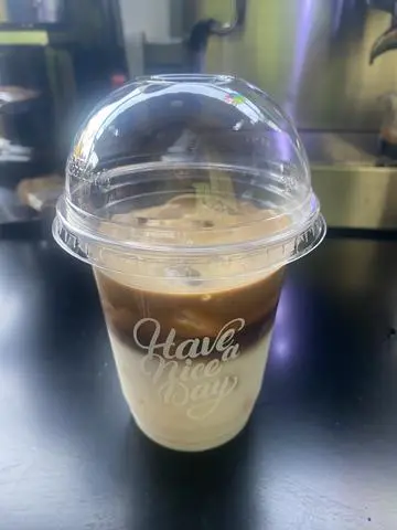 Hình ảnh Sữa Tươi Cà Phê- Pha Máy