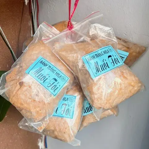 Hình ảnh Bánh Tráng Muối Tỏi