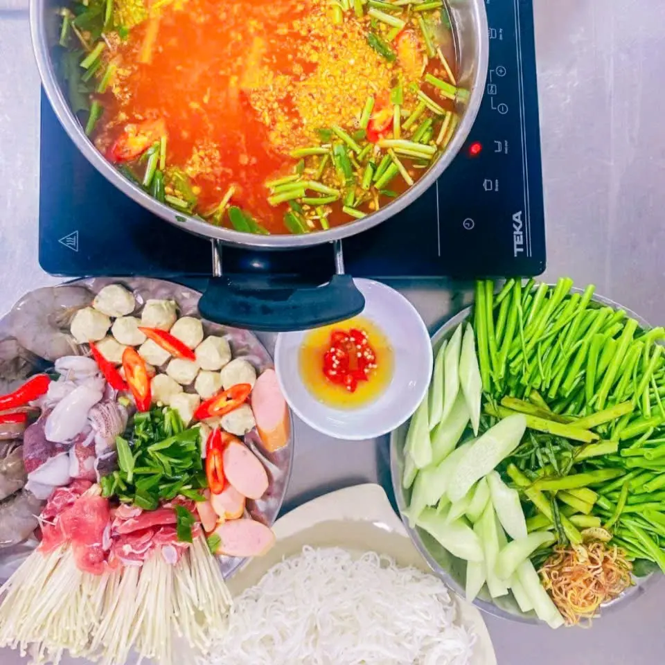 Hình ảnh Lẩu Thái Lớn 4-5 người
