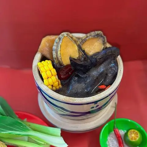 Hình ảnh Gà Tiềm Bào Ngư 2 Con