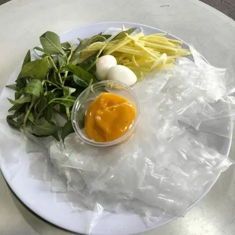 Hình ảnh bánh tráng chấm muối béo 
