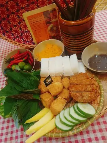 Hình ảnh Bún đậu chả cốm