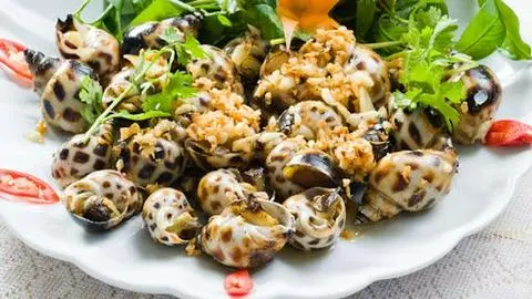 Hình ảnh Ốc Hương Sốt Bơ Cay