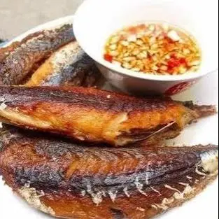 Hình ảnh Cá nục chiên ( chưa bao gồm cơm canh nhé)