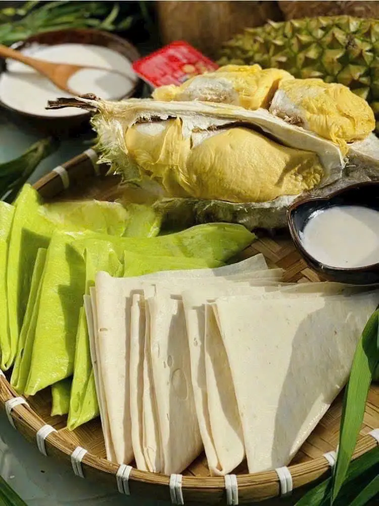 Hình ảnh BÁNH PHỒNG SỮA/ LÁ DỨA SẦU RIÊNG 350Gr-400Gr