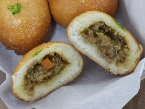 Hình ảnh Bánh Chiên Cary Bò ( 3 bánh )