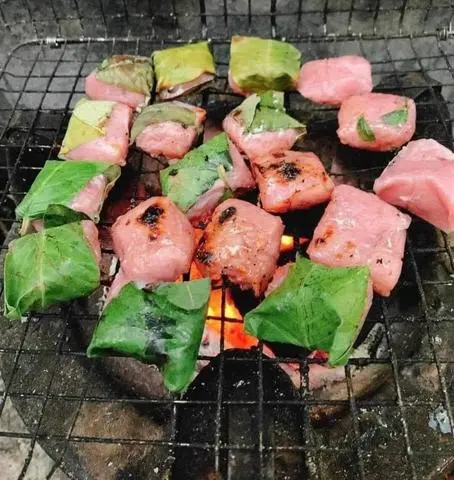 Hình ảnh Nem chua nứơng