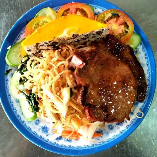 Hình ảnh Cơm tấm sườn bì chả 