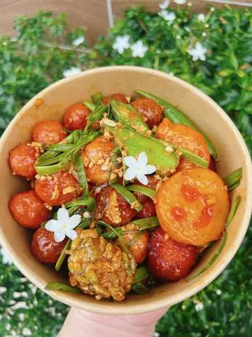 Hình ảnh xiên que mắm tỏi 