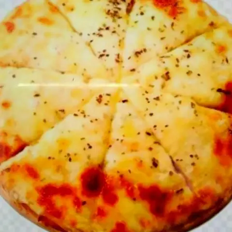 Hình ảnh Pizza phô mai chay - pizza margarita size M