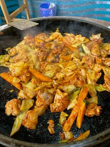 Hình ảnh Gà xào bắp cải