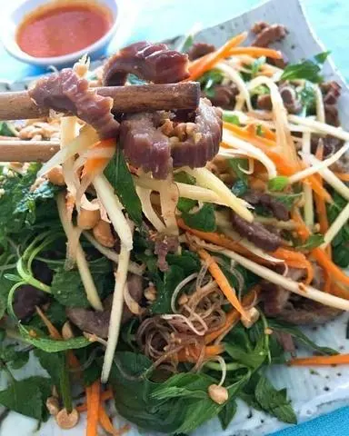 Hình ảnh gỏi bao tử cá ngừ đại 