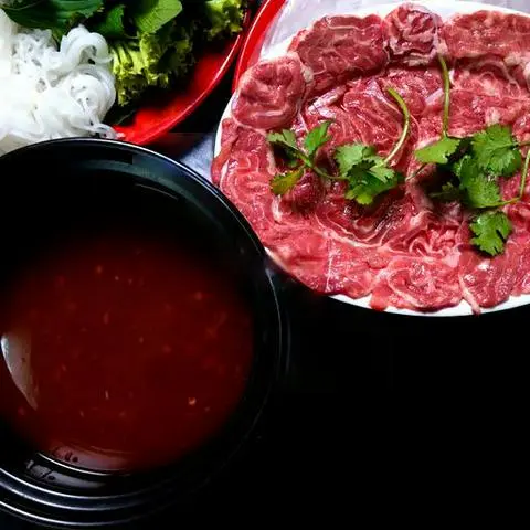 Hình ảnh Bắp bò nhúng ớt hiểm