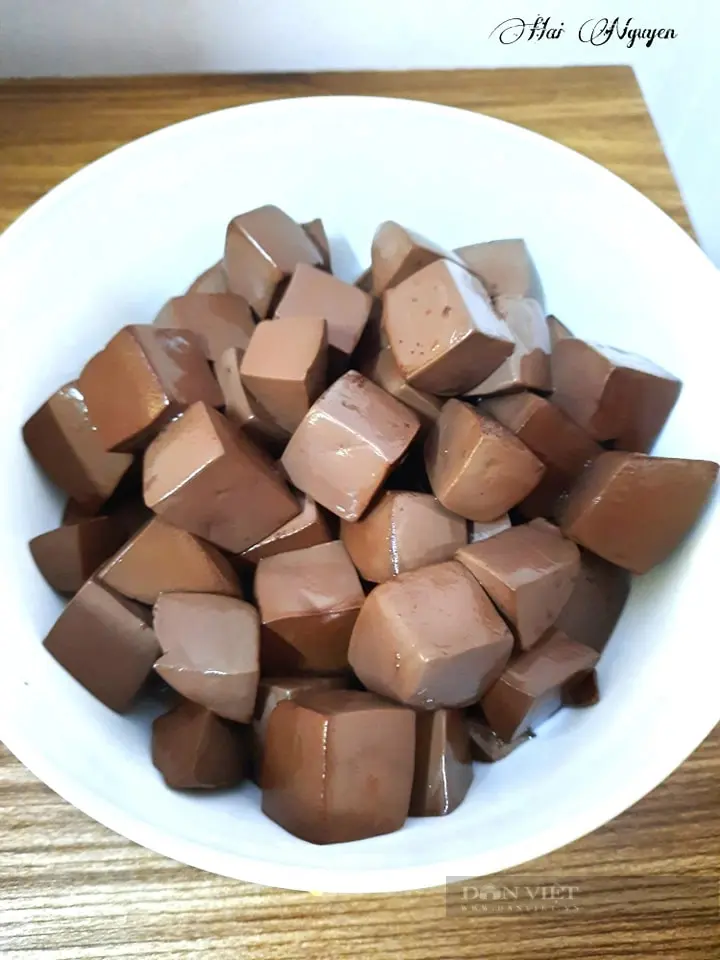 Hình ảnh Huyết heo thêm