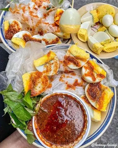 Hình ảnh Bánh Tráng Chấm Trứng Gà Vữa 