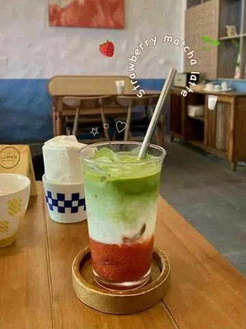 Hình ảnh Matcha latte Dâu