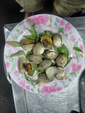 Hình ảnh Sò Huyết Nướng mọi 