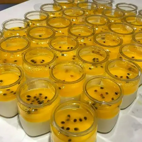 Hình ảnh Panna Cotta vị chanh dây