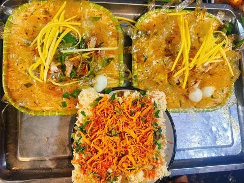 Hình ảnh Cơm cháy khô gà tép